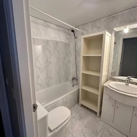 Sunny Apartment, Near Coast. * Lejona