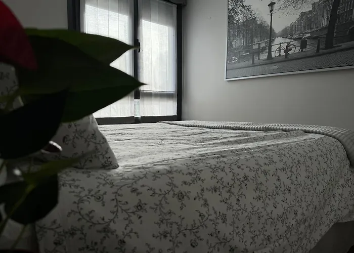 Sunny Apartment, Near Coast.