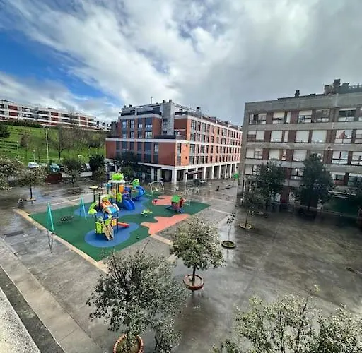 Apartament Sunny Apartment, Near Coast. Leioa